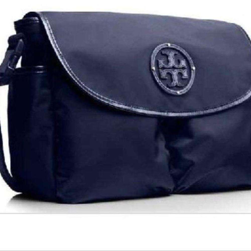 Tory Burch Black Crossbody Bag with Minimalist Design